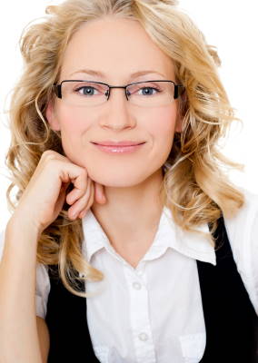 blonde woman wearing rectangle glasses