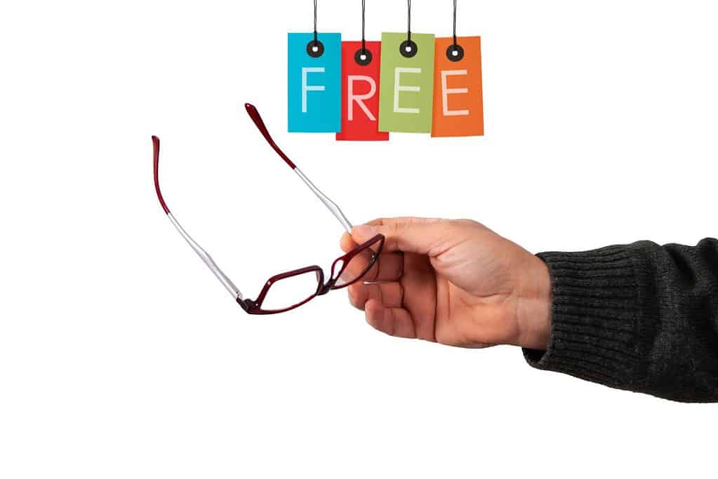 where to get free prescription glasses